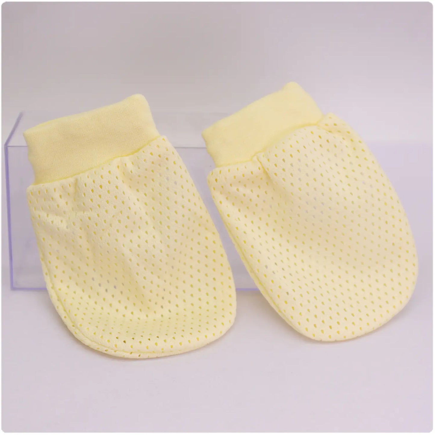 Adjustable Anti-Scratch Mittens for Infants and Newborns